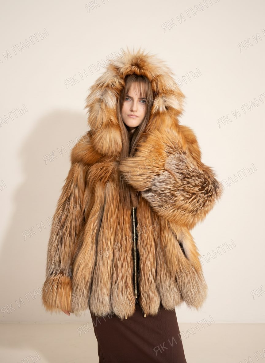 Шуба из меха лисы Golden Fox